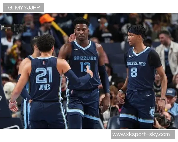 卢指导谈球员融入期待保持本色不改变打法的理念与实践 卢指导谈球员融入期待保持本色不改变打法的理念与实践