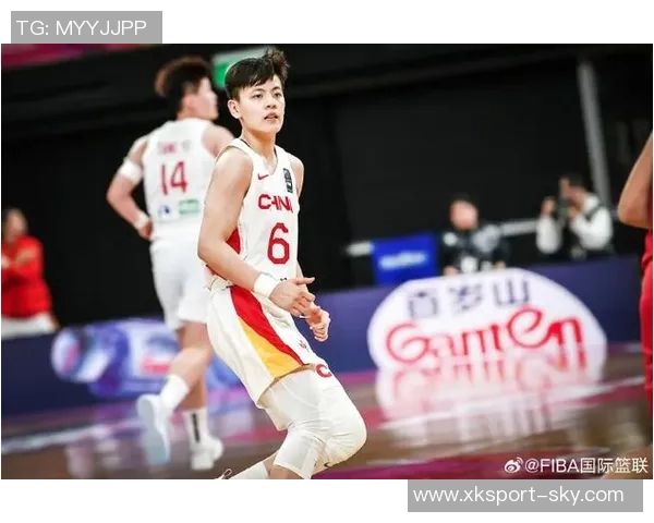 杨舒予分享中秋快乐照片展现独特稀缺库存的乱七八糟魅力 杨舒予分享中秋快乐照片展现独特稀缺库存的乱七八糟魅力