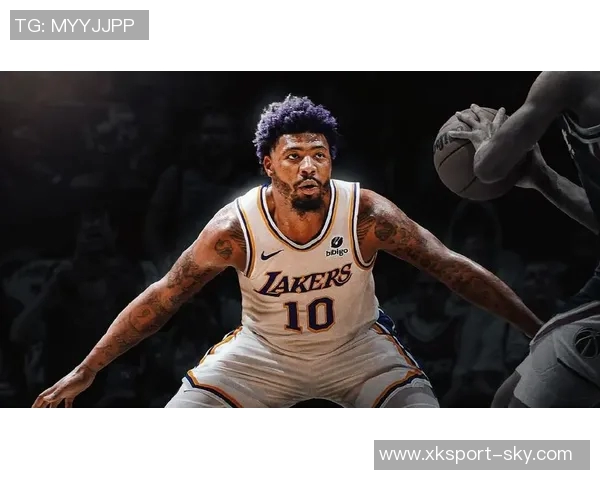 斯玛特称赞文班如同小孩般站在他身边期待他未来更大成就 斯玛特称赞文班如同小孩般站在他身边期待他未来更大成就