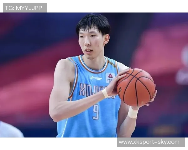 周琦面对包夹表现出色关键时刻失误遗憾落败贡献19分9板2帽